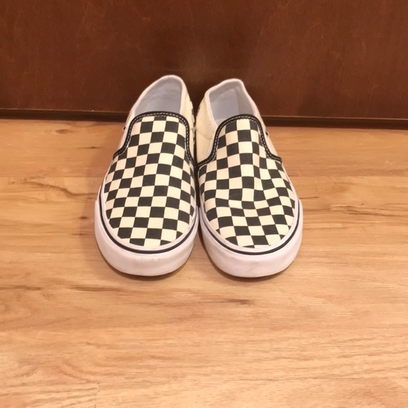 Shoes - Checkered vans